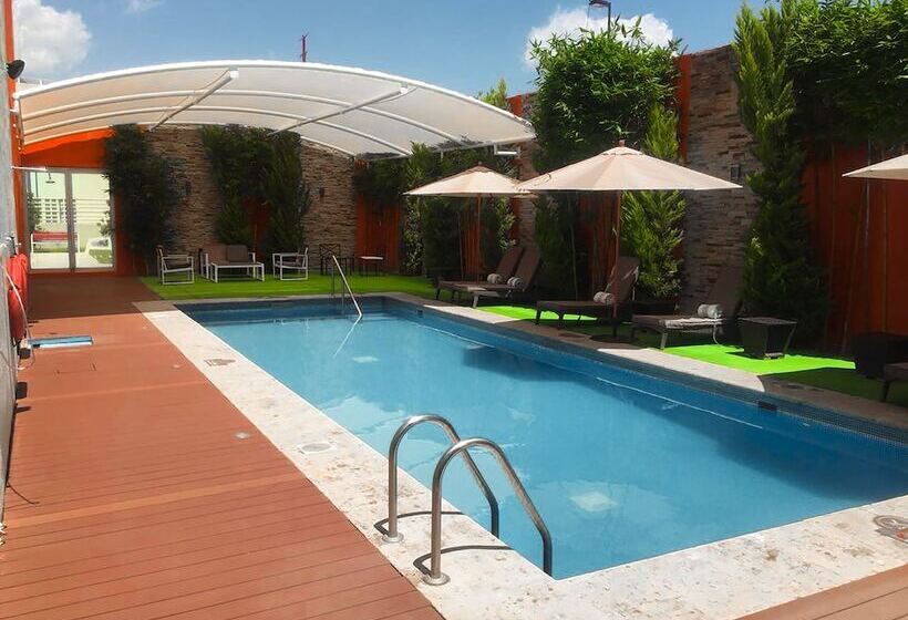 هتل Hampton Inn & Suites By Hilton Aguascalientes Airport