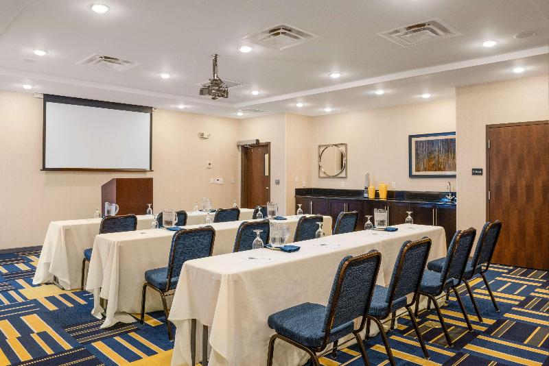 فندق Hampton Inn & Suites Lavonia