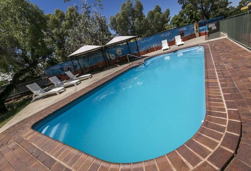 هتل Haven Backpacker Resort