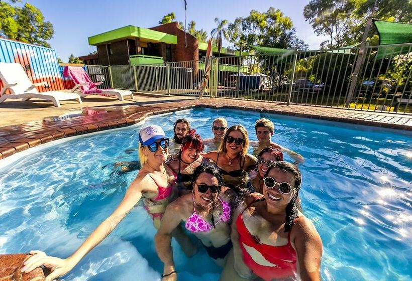 בית מלון כפרי Haven Backpacker Resort