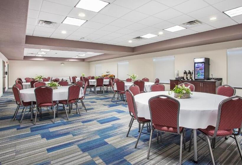 Holiday Inn Express Hotel & Suites Glasgow, An Ihg