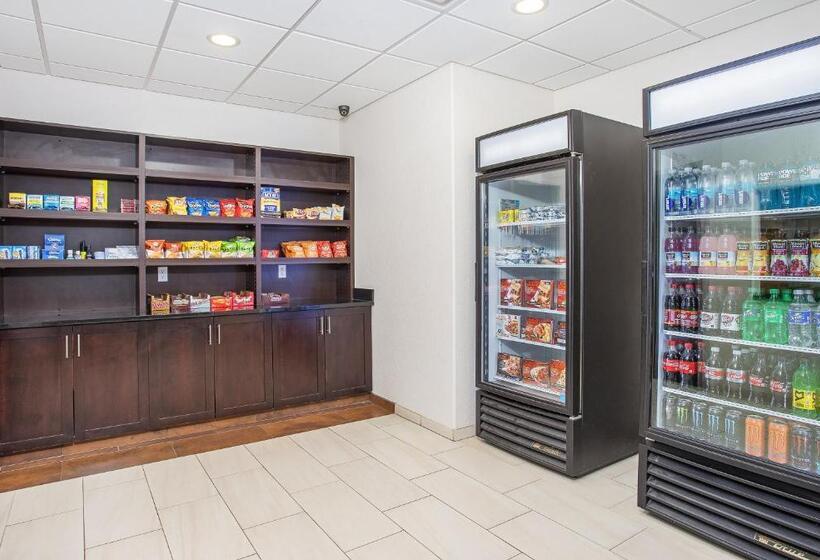 Holiday Inn Express Hotel & Suites Glasgow, An Ihg