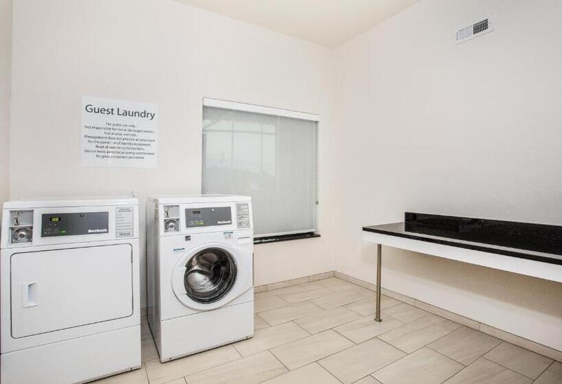 Holiday Inn Express Hotel & Suites Glasgow, An Ihg