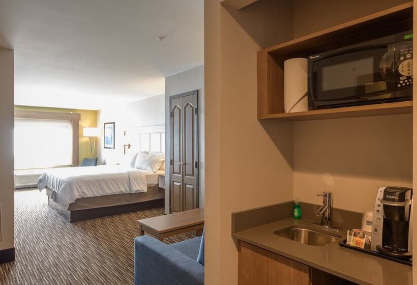 فندق Holiday Inn Express & Suites Jamestown, An Ihg