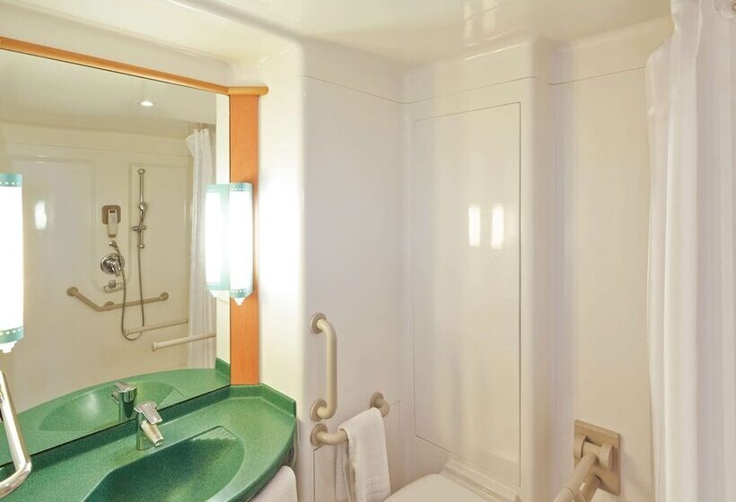 호텔 Ibis London Thurrock M25