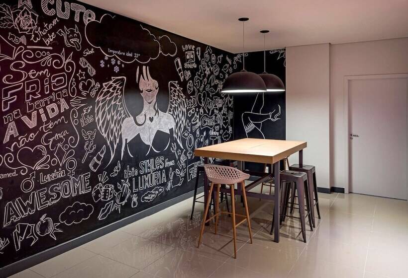 ホテル Golden Tower Express Franca By Fênix Hotéis