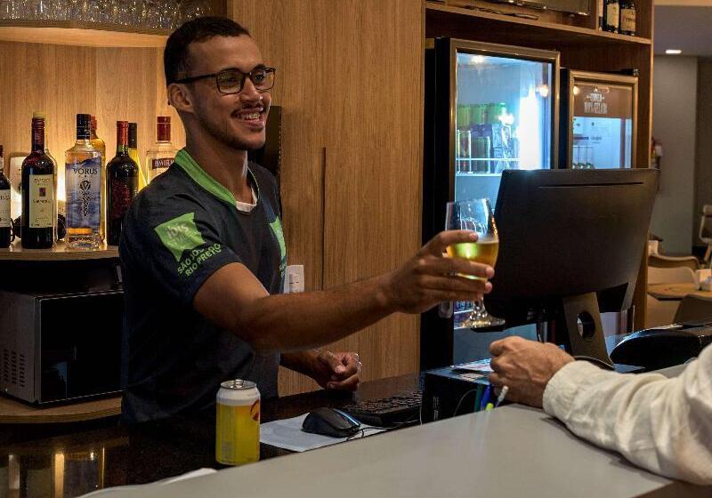 Отель Euro Suite São Jose Do Rio Preto By Nacional Inn