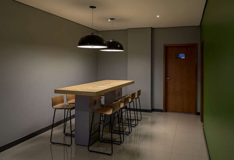 Отель Euro Suite São Jose Do Rio Preto By Nacional Inn