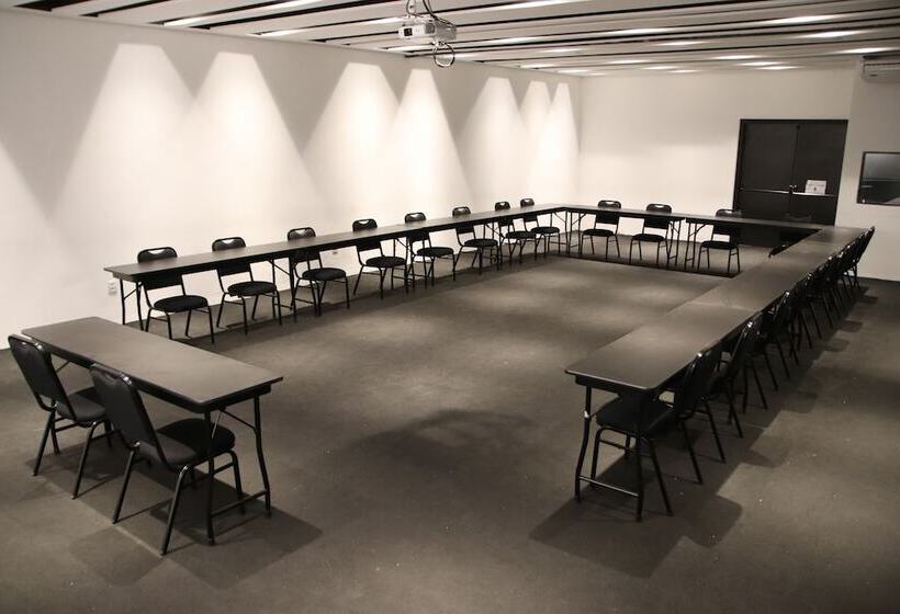 בית מלון כפרי Imperial Palace