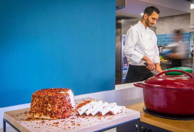 Infinity Blue Boutique Hotel & Spa Adults Only