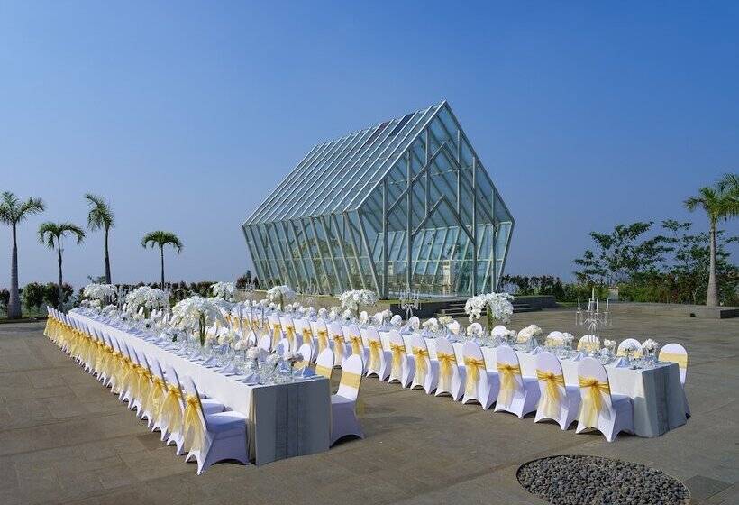 Отель Intercontinental Bandung Dago Pakar, An Ihg