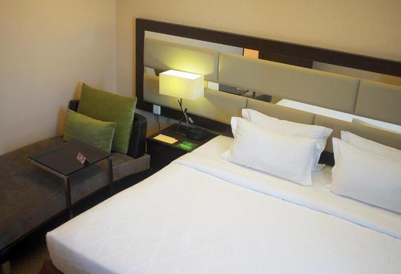 בית מלון כפרי Ixora