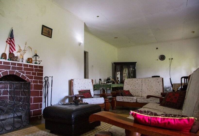 هتل Kaswende Farm