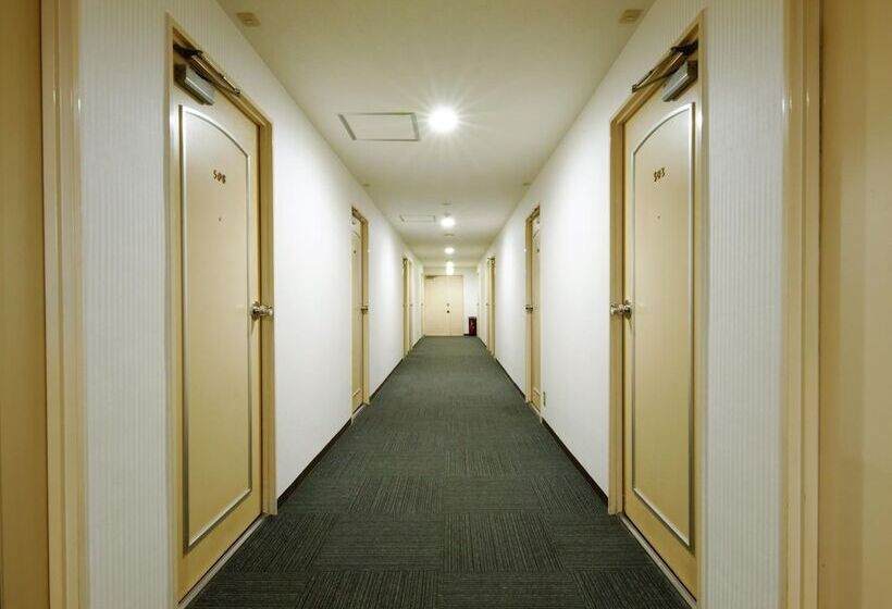 Отель Kumamoto Green