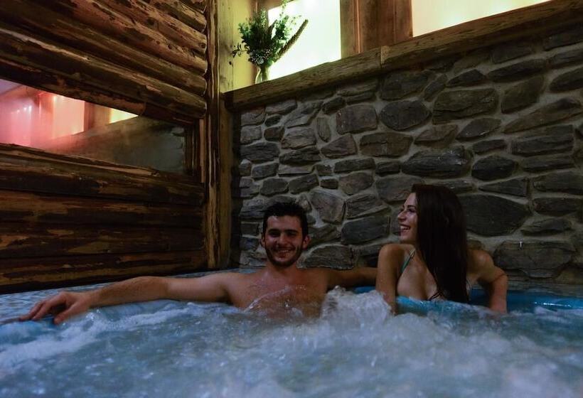 בית מלון כפרי La Montanara Predazzo