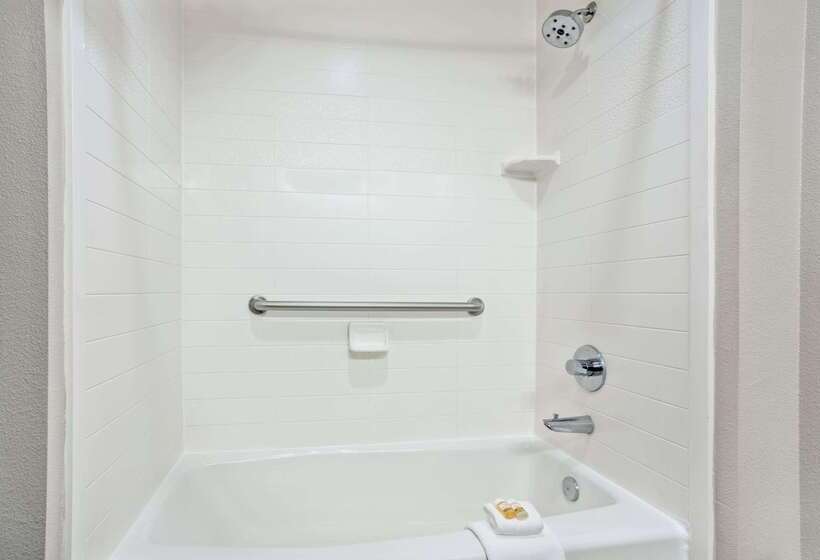 فندق La Quinta Inn & Suites By Wyndham College Station South