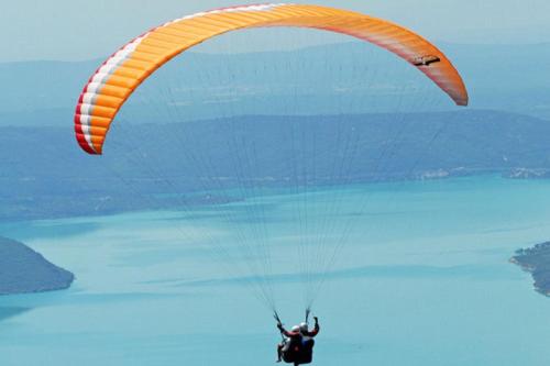 Отель Les Restanques De Moustiers