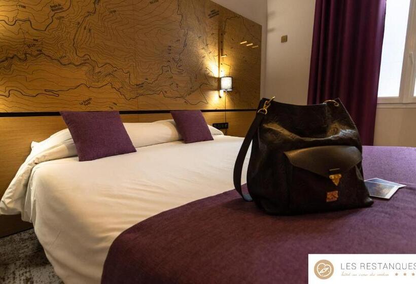 Отель Les Restanques De Moustiers