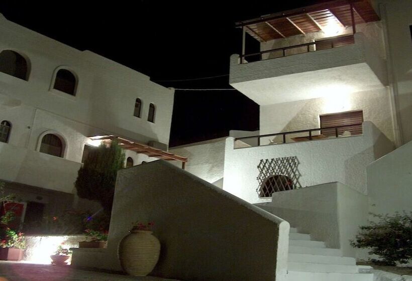 בית מלון כפרי Marou