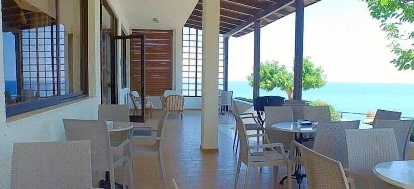 בית מלון כפרי Marou