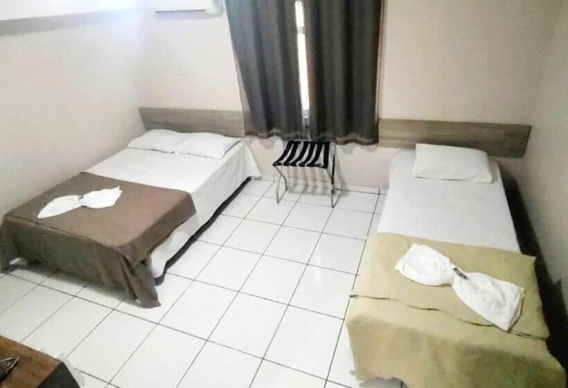 בית מלון כפרי Mirai Palace