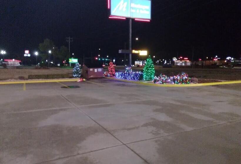 호텔 Muskogee Inn And Suites