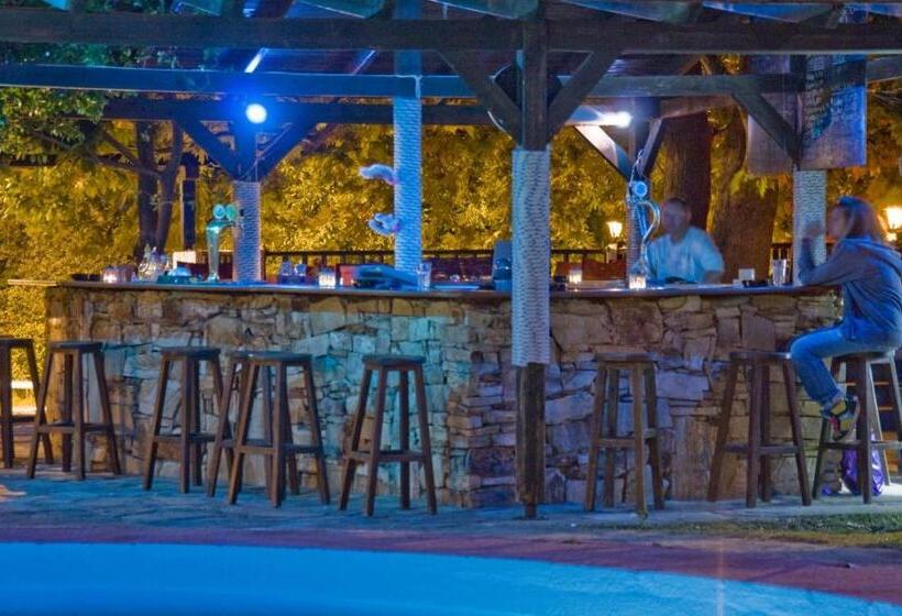 בית מלון כפרי Natasa