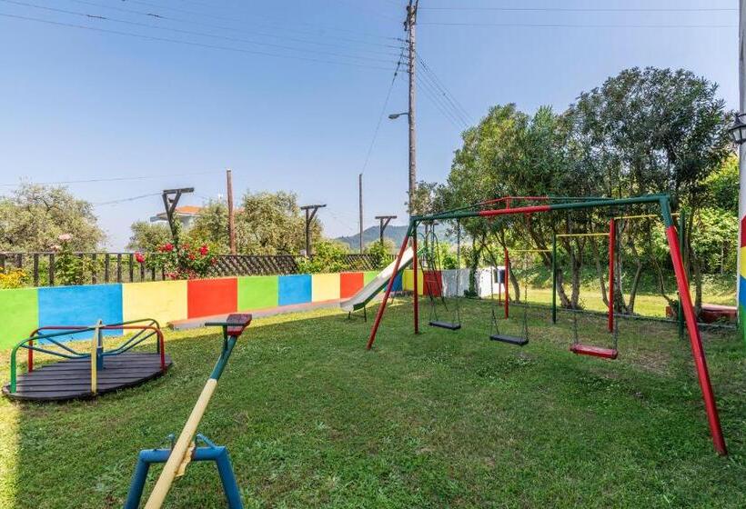 בית מלון כפרי Natasa