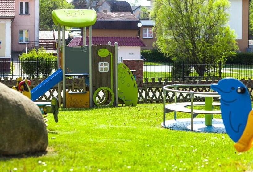 ホテル Ośrodek Wypoczynkowy Alcest