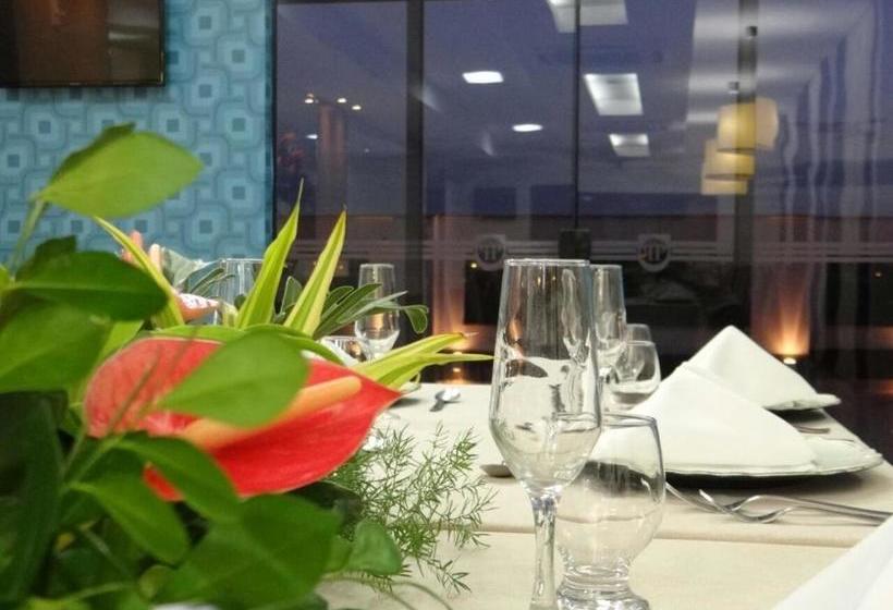 Отель Paragominas Palace