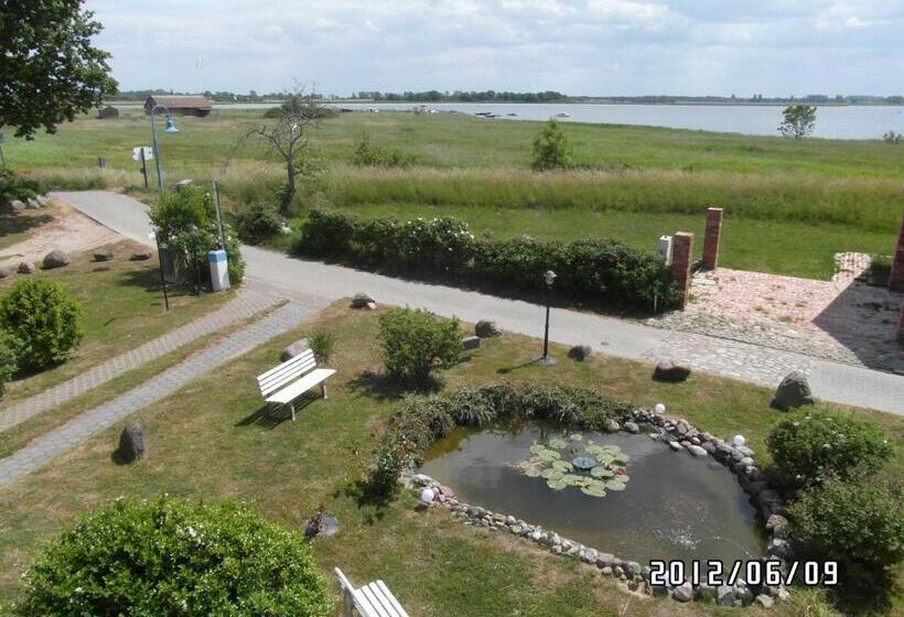 ホテル Pension Deichgraf