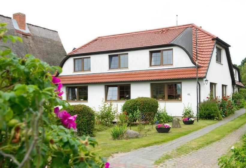 ホテル Pension Deichgraf