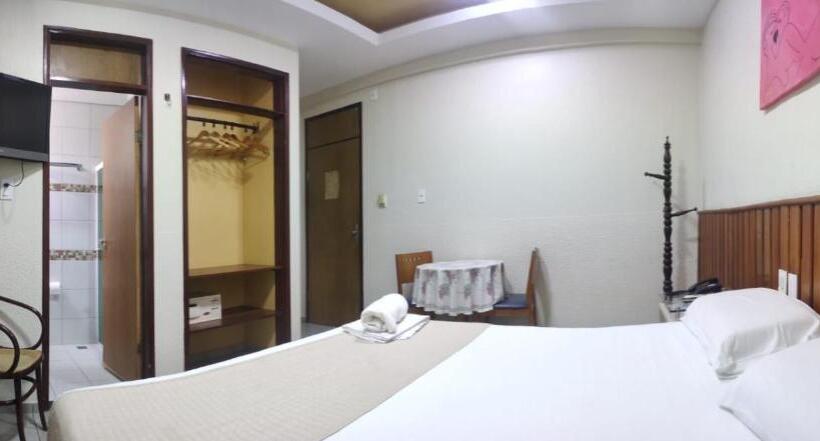 ホテル Pers Palace