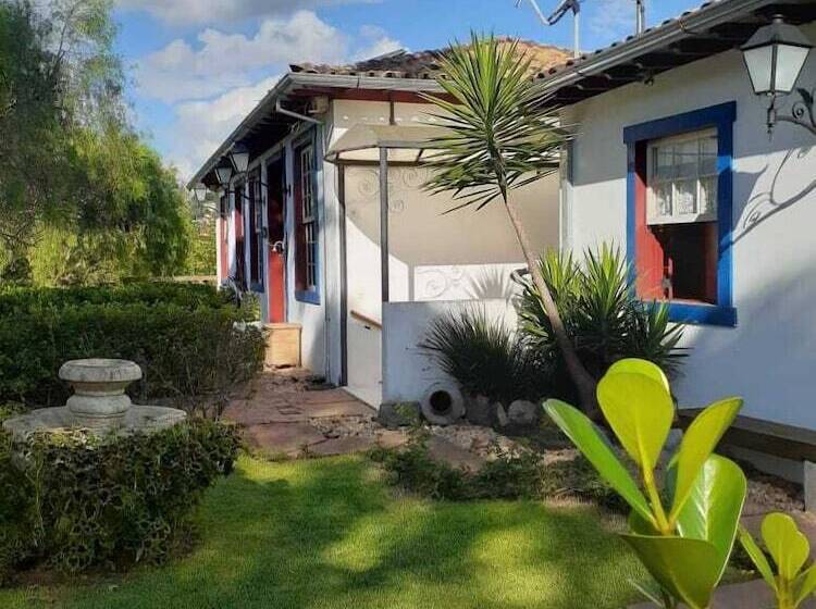 호텔 Pousada Araujo Bazilio