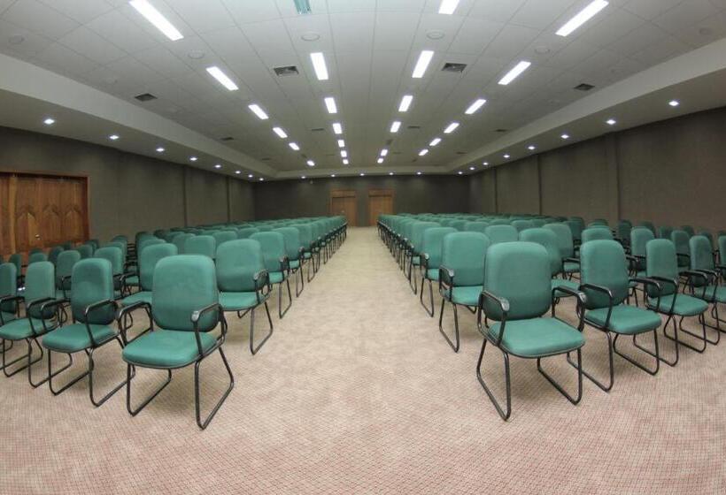 Отель Premier Parc