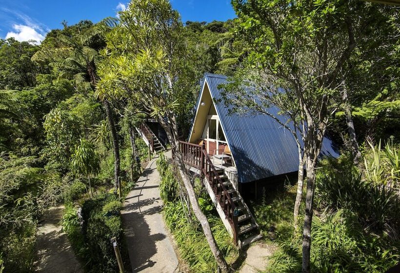 בית מלון כפרי Punga Cove Resort