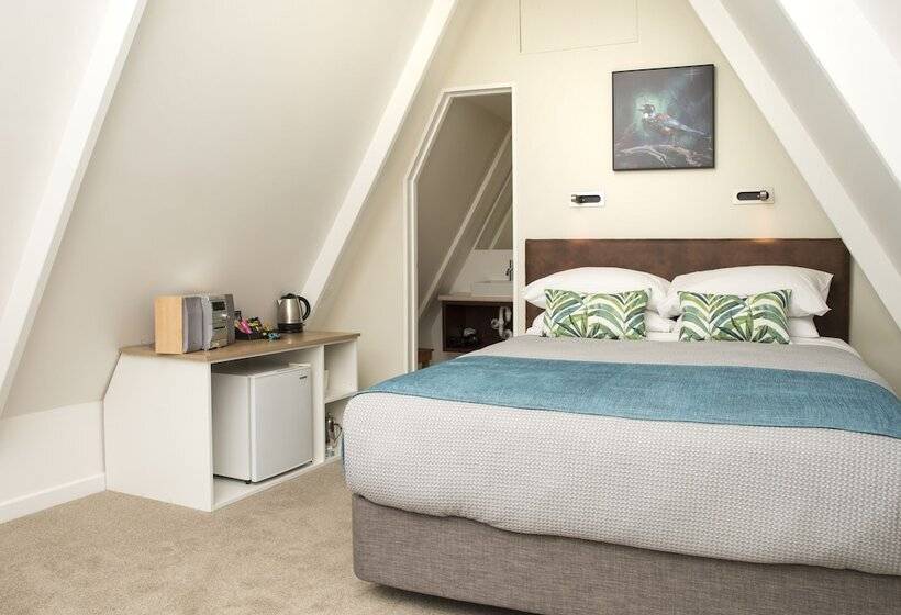 בית מלון כפרי Punga Cove Resort