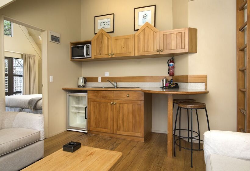 בית מלון כפרי Punga Cove Resort