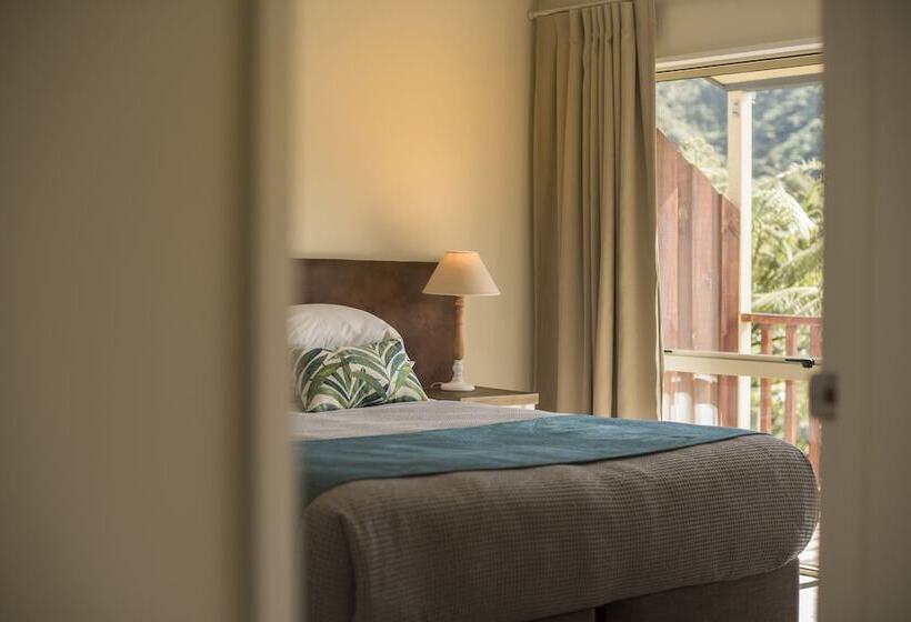 בית מלון כפרי Punga Cove Resort