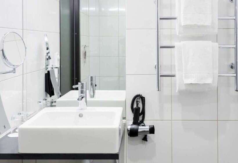 ホテル Frösö Park