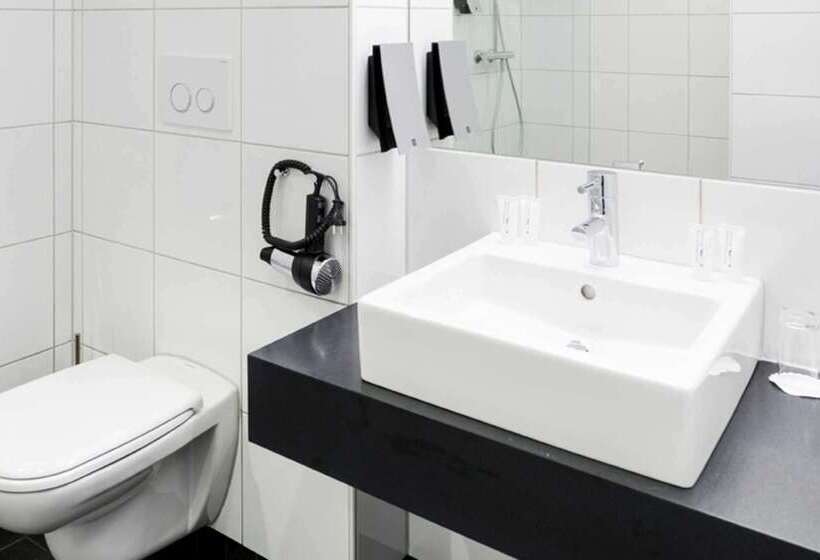 ホテル Frösö Park