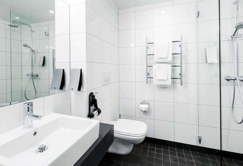 ホテル Frösö Park