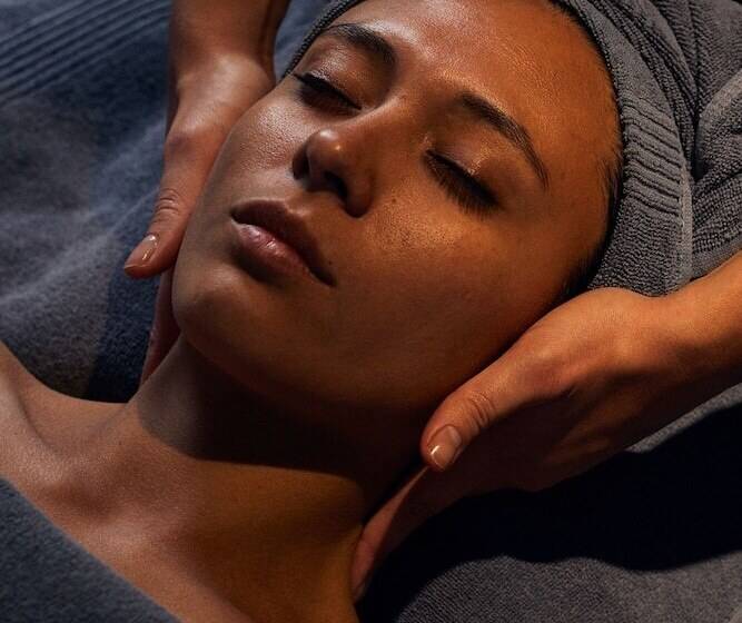 ホテル Frösö Park