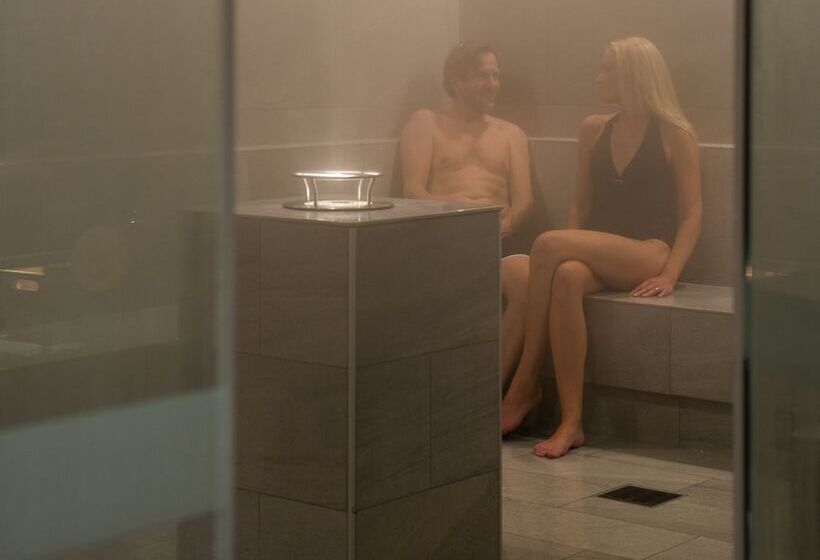 ホテル Frösö Park