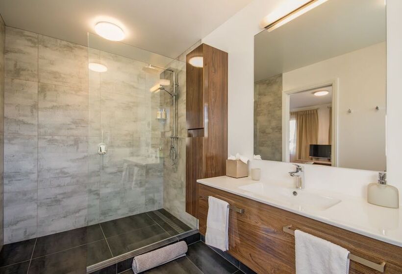 בית מלון כפרי Queenstown Country Lodge