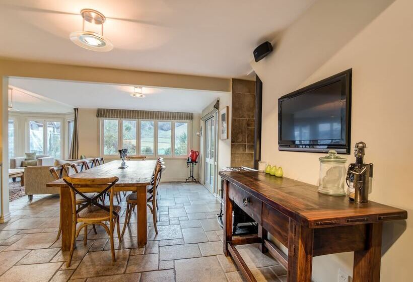 בית מלון כפרי Queenstown Country Lodge