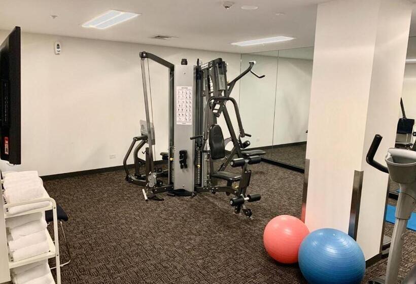 בית מלון כפרי Corporate Living Accommodation Abbotsford