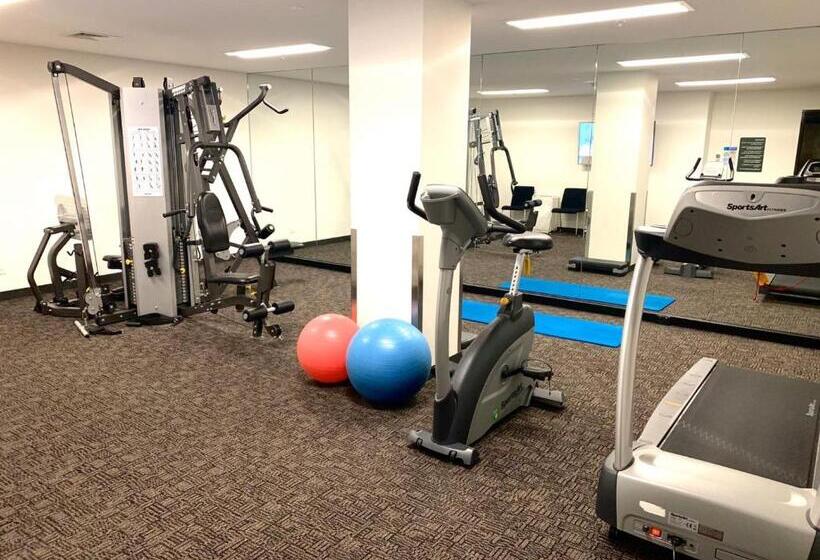 בית מלון כפרי Corporate Living Accommodation Abbotsford