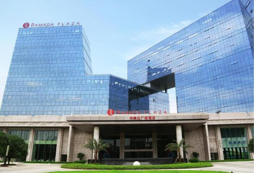 فندق Ramada Plaza Liuzhou Liudong
