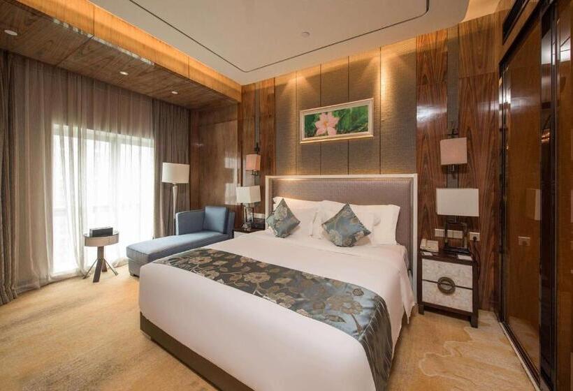 فندق Ramada Plaza Liuzhou Liudong